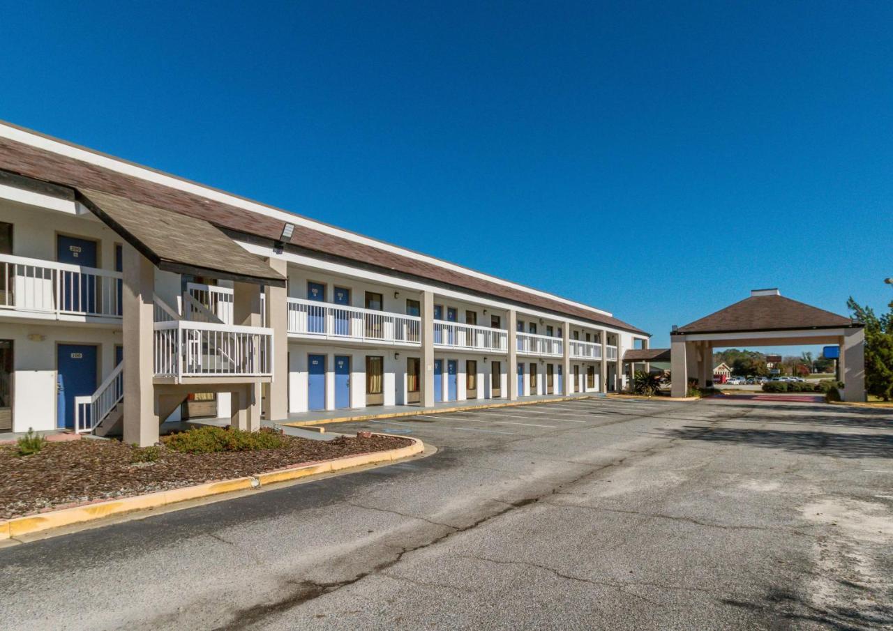 Motel 6-Holyoke, Ma Westfield Exterior photo
